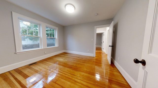 31 Grafton Street 1, Arlington, MA 02474