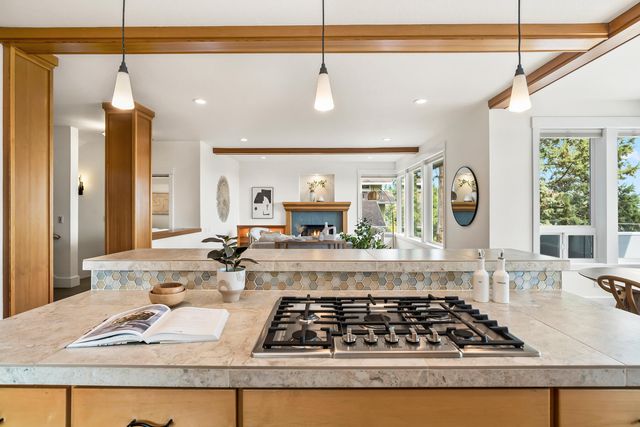 3160 NW Colonial Drive, Bend, OR 97703