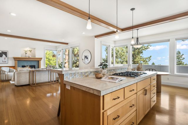3160 NW Colonial Drive, Bend, OR 97703
