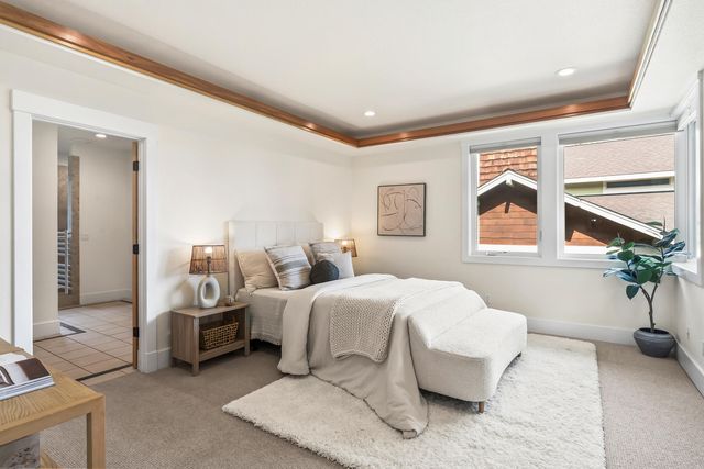 3160 NW Colonial Drive, Bend, OR 97703
