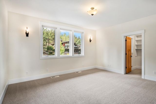 3160 NW Colonial Drive, Bend, OR 97703