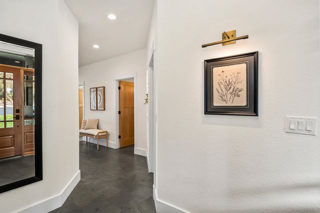 3160 NW Colonial Drive, Bend, OR 97703