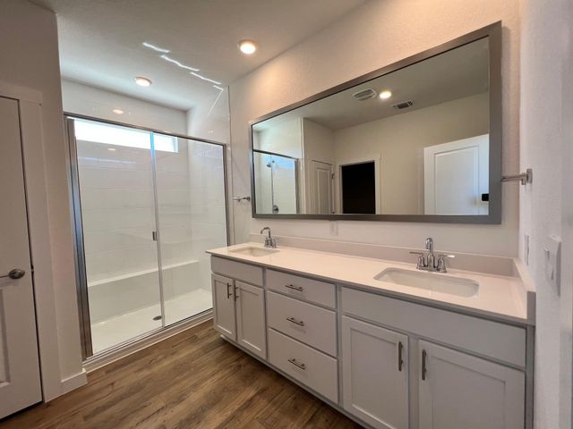 1921 Crooked Creek ST, Leander, TX 78641