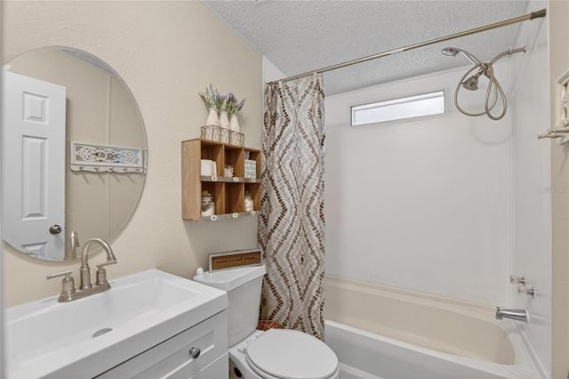 1412 UNION PACIFIC DRIVE, Plant City, FL 33566