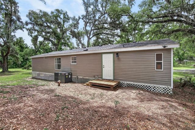 1412 UNION PACIFIC DRIVE, Plant City, FL 33566