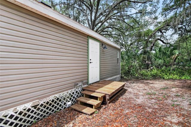 1412 UNION PACIFIC DRIVE, Plant City, FL 33566