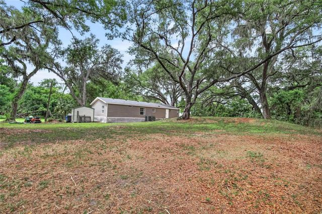 1412 UNION PACIFIC DRIVE, Plant City, FL 33566