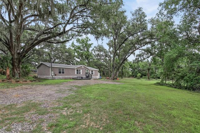 1412 UNION PACIFIC DRIVE, Plant City, FL 33566