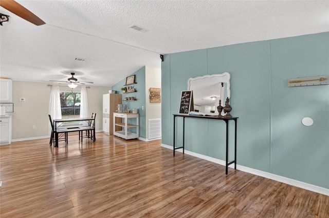 1412 UNION PACIFIC DRIVE, Plant City, FL 33566