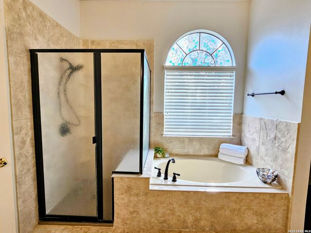 15314 Rompel Oak, San Antonio, TX 78232