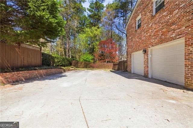 2864 Briarlake Road NE, Atlanta, GA 30345