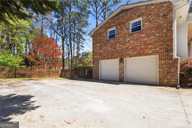 2864 Briarlake Road NE, Atlanta, GA 30345