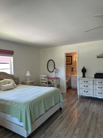 16 Vista Palm Lane 205, Vero Beach, FL 32962