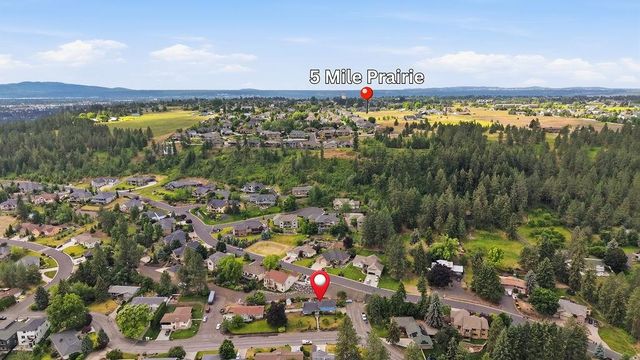1907 W TONI RAE Dr, Spokane, WA 99218