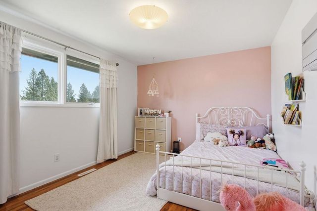 1907 W TONI RAE Dr, Spokane, WA 99218