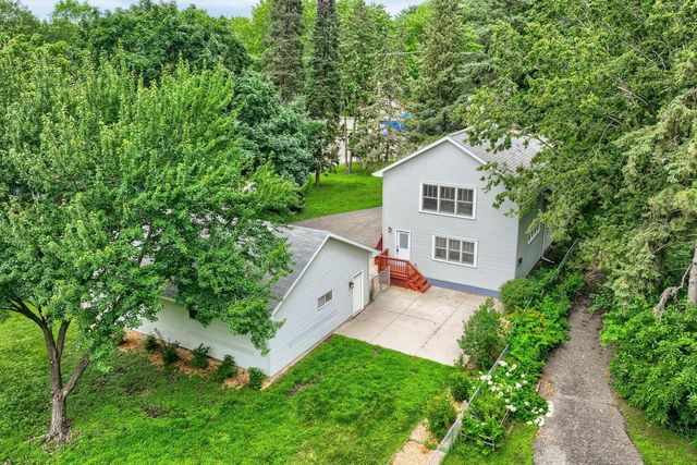 3019 W Old Shakopee Road W, Bloomington, MN 55431