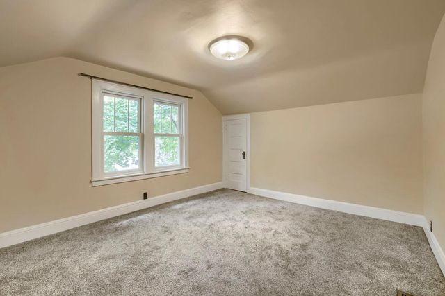 3019 W Old Shakopee Road W, Bloomington, MN 55431