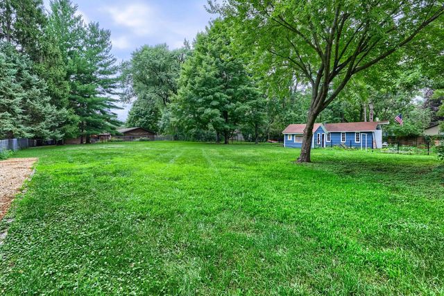 3019 W Old Shakopee Road W, Bloomington, MN 55431