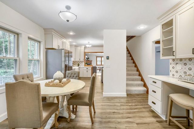 3019 W Old Shakopee Road W, Bloomington, MN 55431