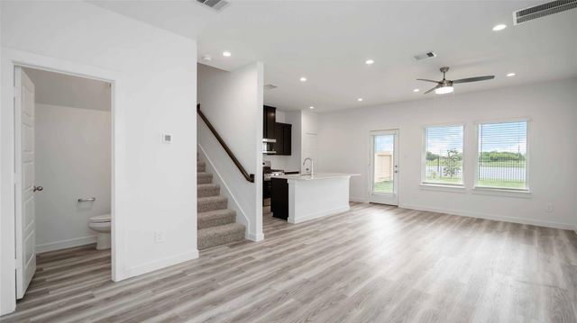 1055 Wheatley Oak Lane, Houston, TX 77091