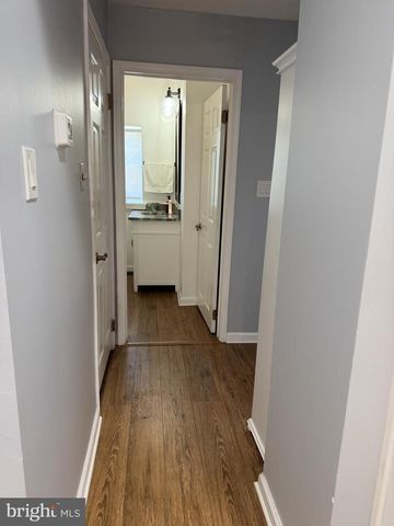 4406 BAKER ST, Philadelphia, PA 19127