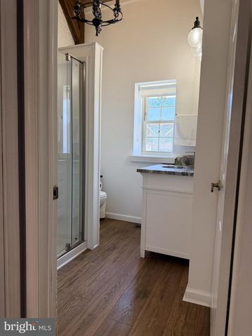 4406 BAKER ST, Philadelphia, PA 19127