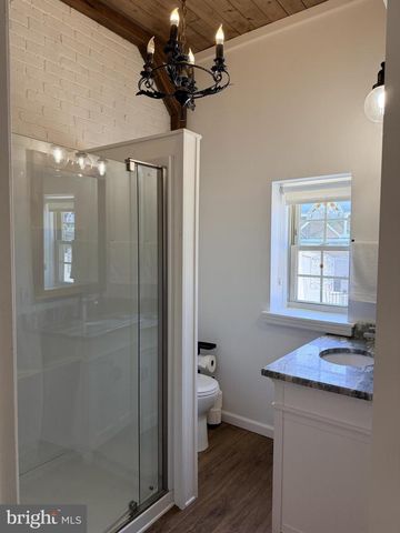 4406 BAKER ST, Philadelphia, PA 19127