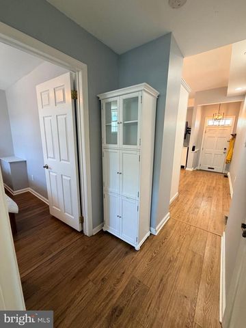 4406 BAKER ST, Philadelphia, PA 19127