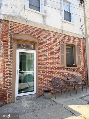 4406 BAKER ST, Philadelphia, PA 19127
