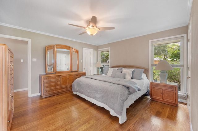 1328 Bear Creek Road, Cedar Hill, TX 75104