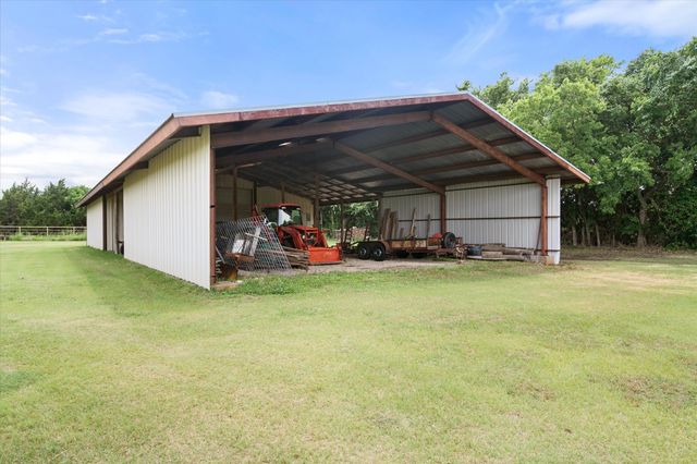 1328 Bear Creek Road, Cedar Hill, TX 75104