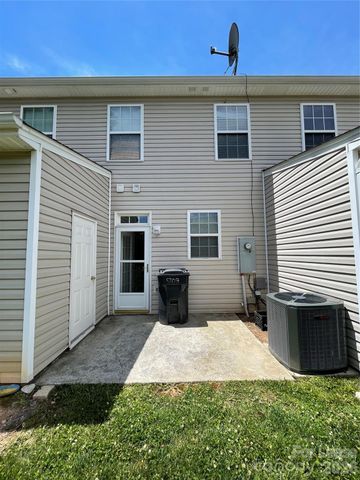 5703 Erin Drive, Dallas, NC 28034