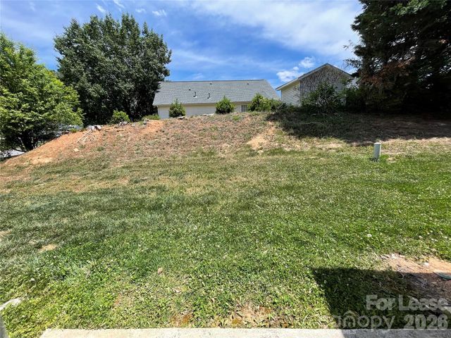 5703 Erin Drive, Dallas, NC 28034