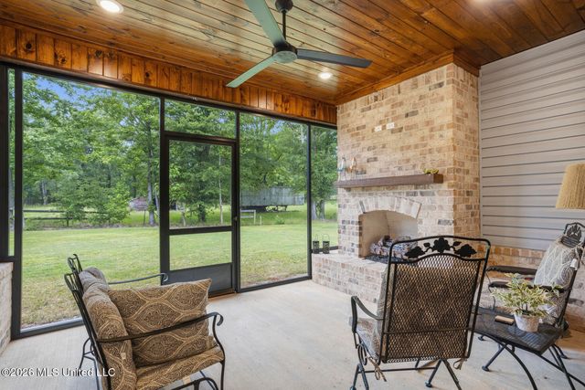 111 Colebrooke Cove, Florence, MS 39073