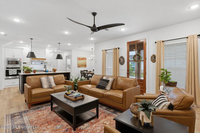 111 Colebrooke Cove, Florence, MS 39073