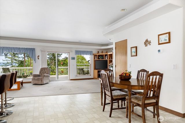 152 E Morris Road, Coupeville, WA 98239
