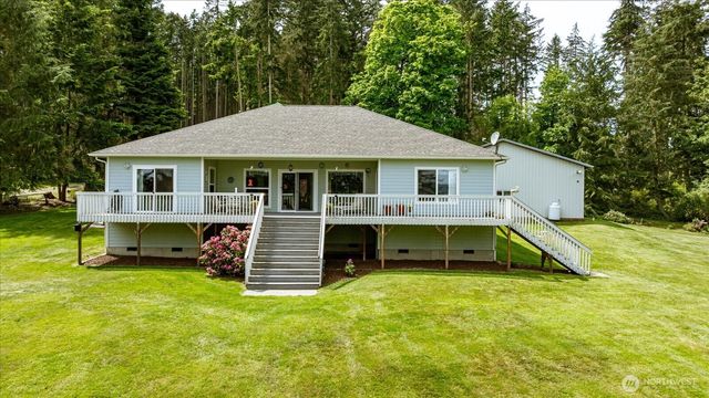 152 E Morris Road, Coupeville, WA 98239