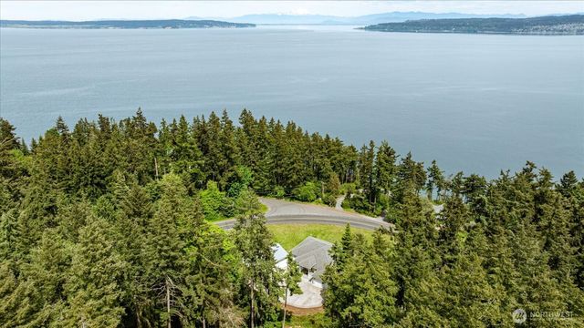 152 E Morris Road, Coupeville, WA 98239