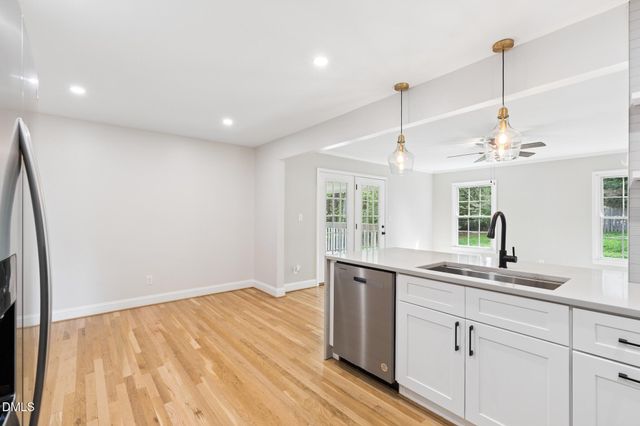 412 Pinecroft Drive, Raleigh, NC 27609