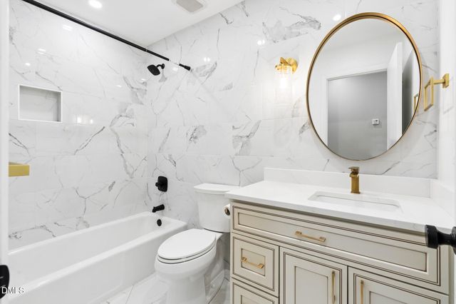 412 Pinecroft Drive, Raleigh, NC 27609