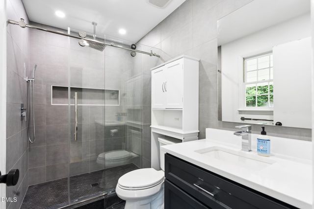 412 Pinecroft Drive, Raleigh, NC 27609