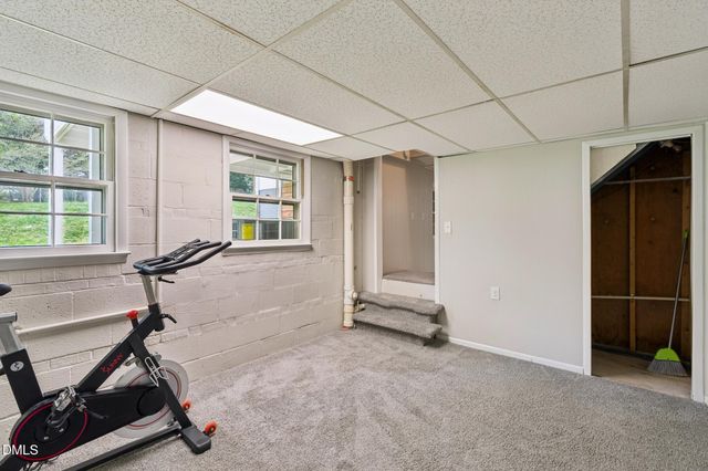 412 Pinecroft Drive, Raleigh, NC 27609