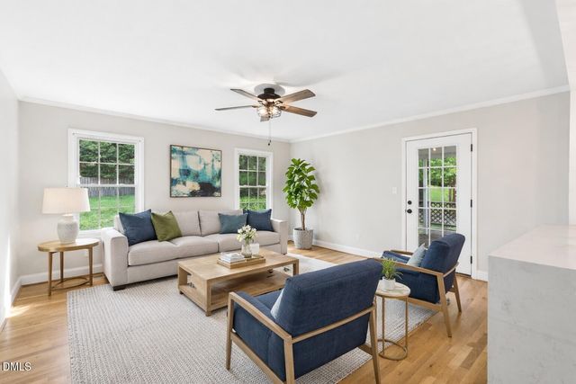 412 Pinecroft Drive, Raleigh, NC 27609