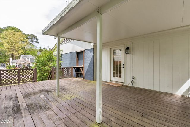 412 Pinecroft Drive, Raleigh, NC 27609