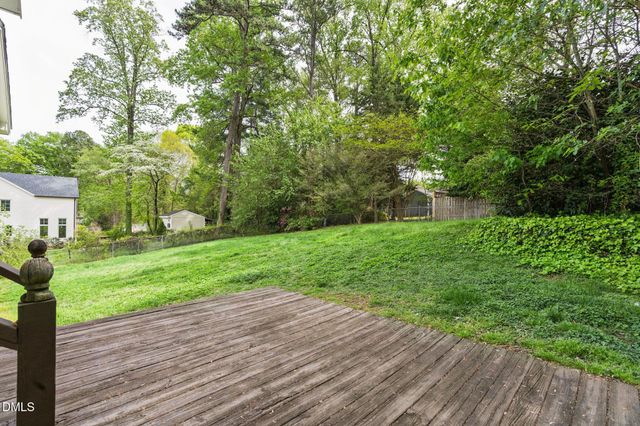 412 Pinecroft Drive, Raleigh, NC 27609