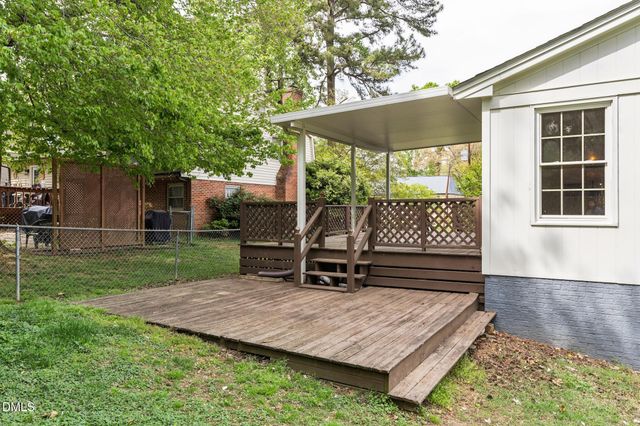 412 Pinecroft Drive, Raleigh, NC 27609