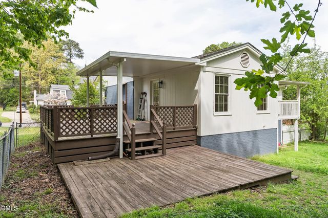 412 Pinecroft Drive, Raleigh, NC 27609