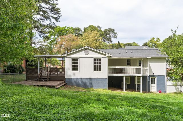 412 Pinecroft Drive, Raleigh, NC 27609