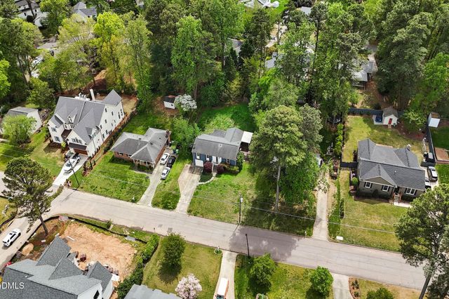 412 Pinecroft Drive, Raleigh, NC 27609