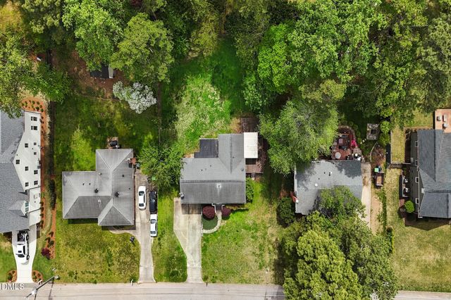 412 Pinecroft Drive, Raleigh, NC 27609